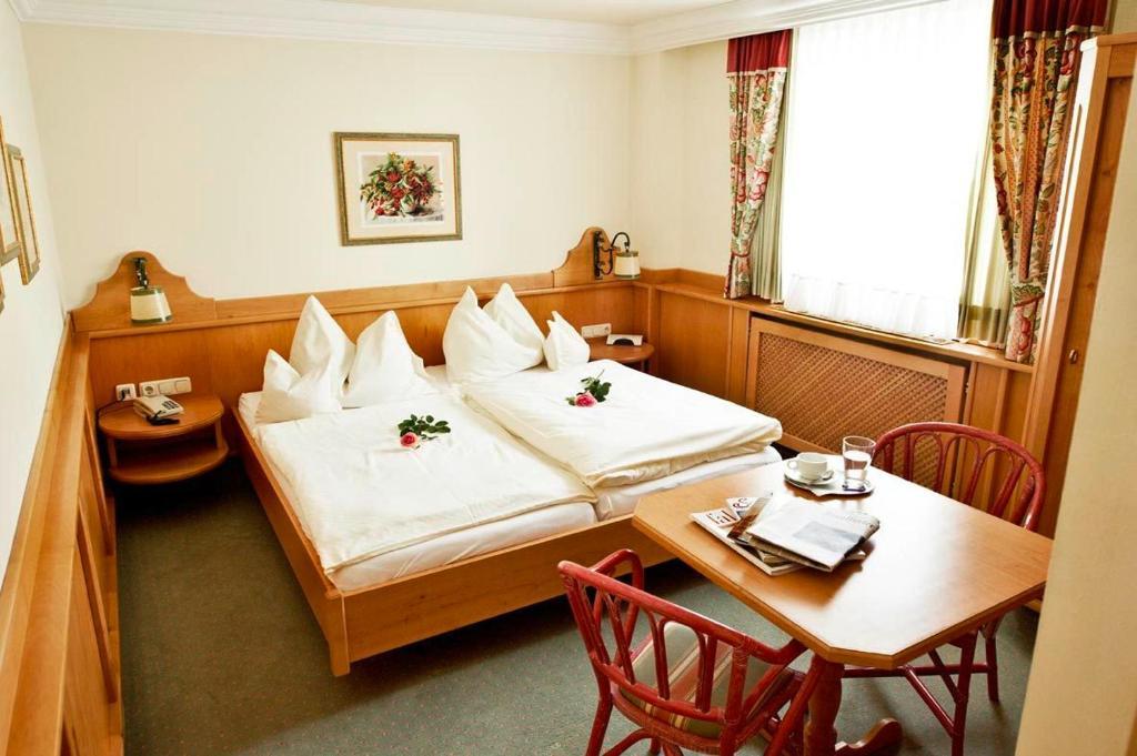Hotel Lindner Vöcklabruck الغرفة الصورة